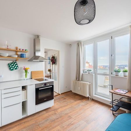 Bright Charming Apt With Terrace, Parking & Airco. Praga Zewnętrze zdjęcie