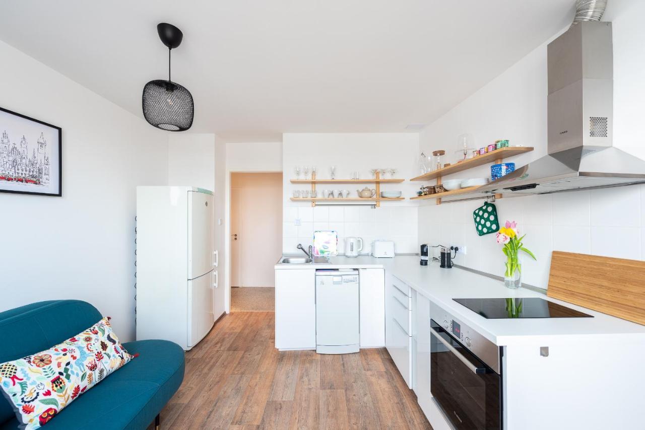 Bright Charming Apt With Terrace, Parking & Airco. Praga Zewnętrze zdjęcie